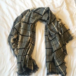 Black and Cream Checkered Wrap/Scarf